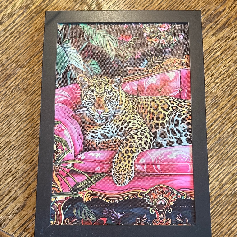 Leopard Art Print in Black Frame
